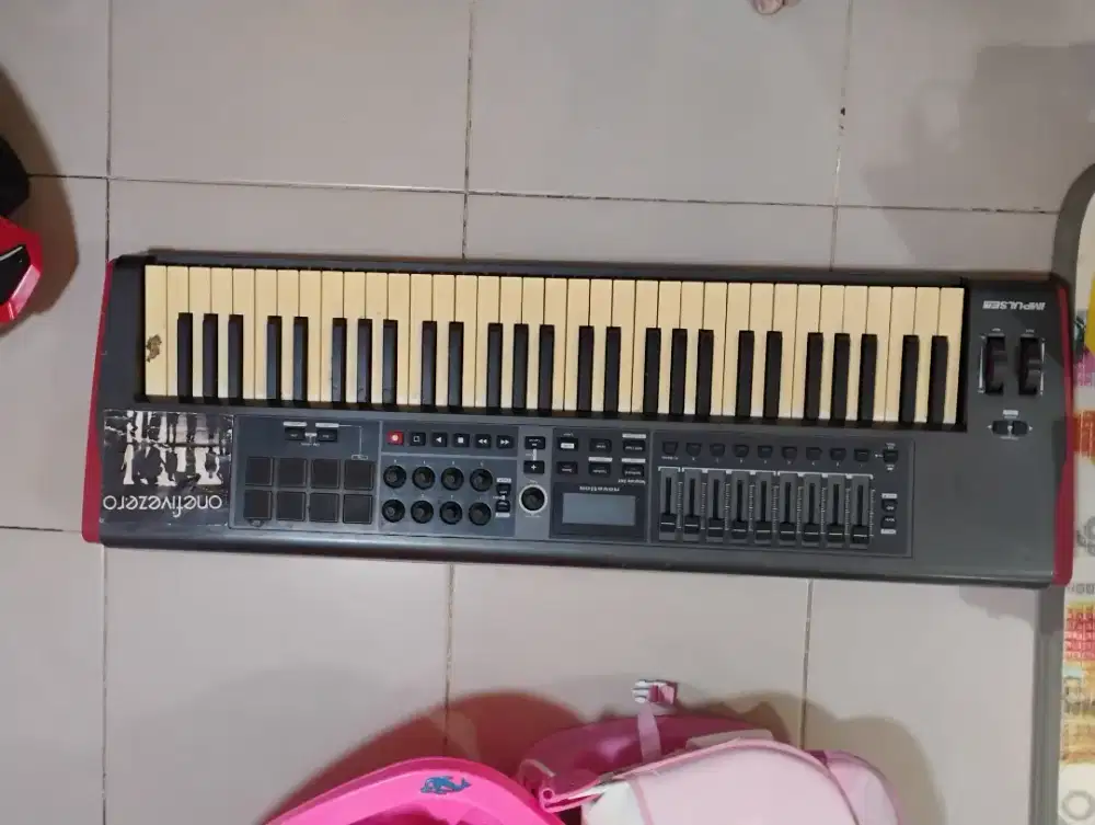 Novation Impulse 61 MIDI Controller - Kondisi Belum Dites  / Bahan