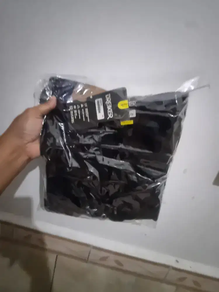 Celana driker chino ukuran 33