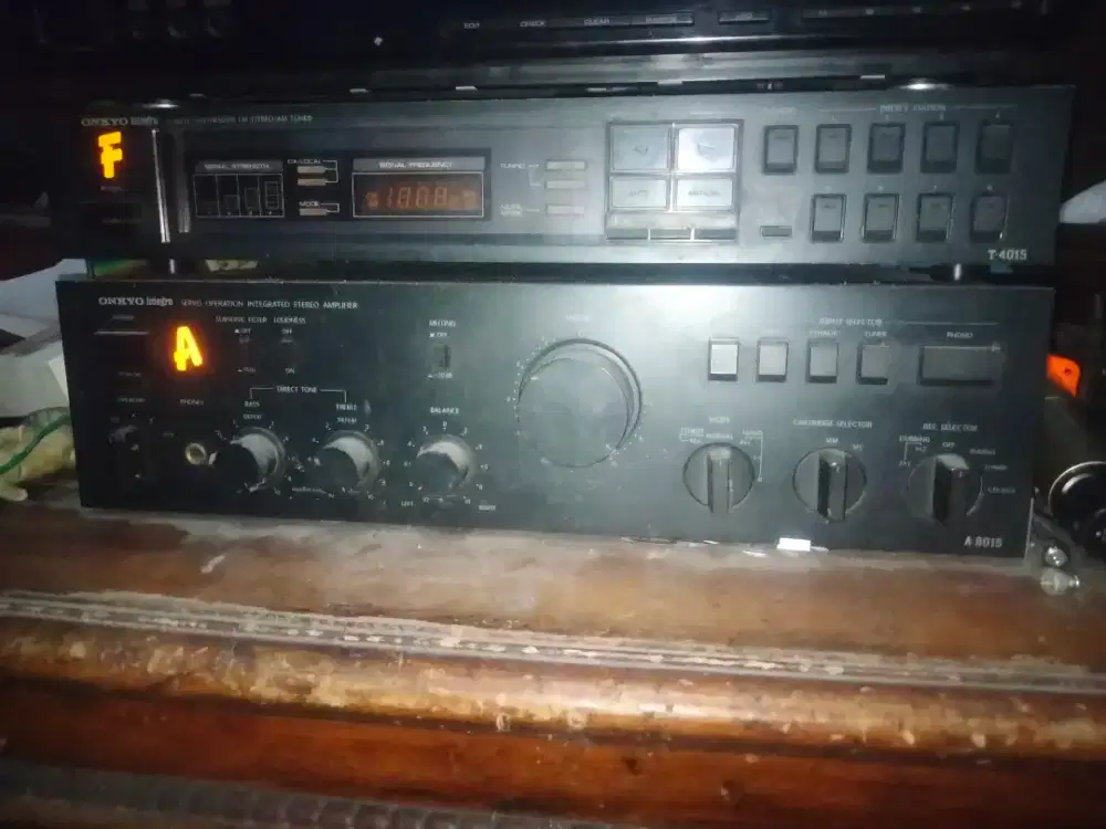 Amplifier onkyo dan tuner onkyo normal