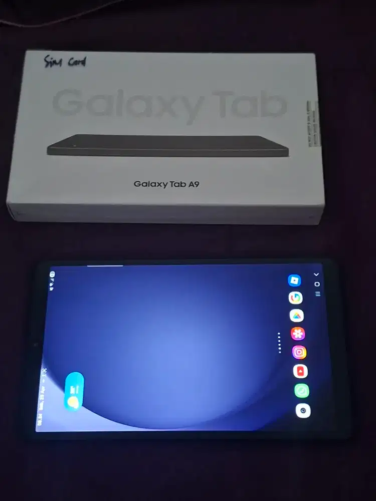 Tab samsung a9 ram 4+64 gb LTE (simcard) 
like New
Full set