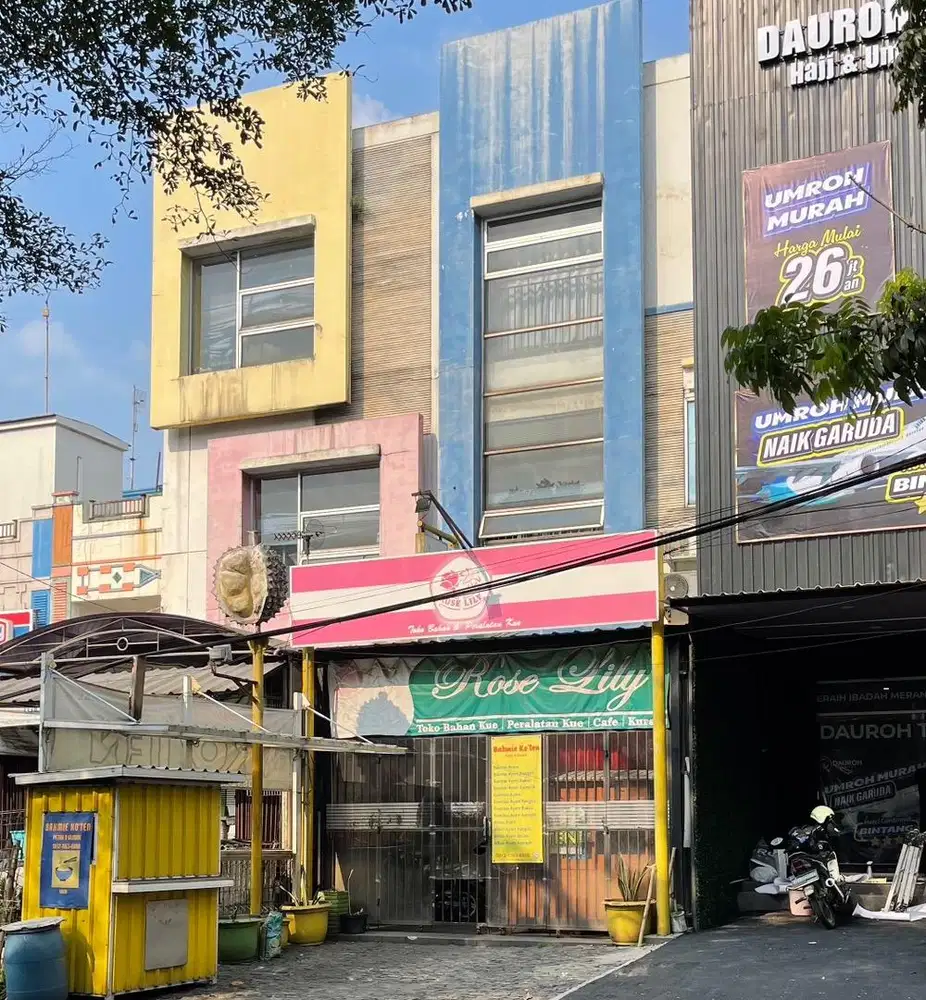 RUKO 3 LANTAI DEPOK