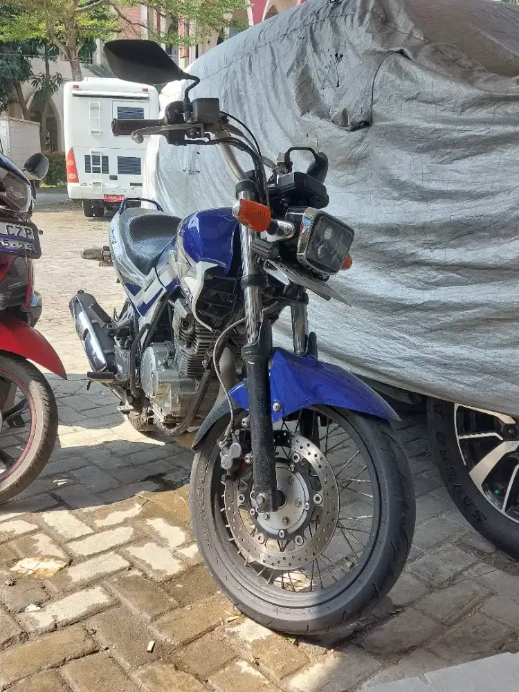 Yamaha Scorpio Biru 2005
