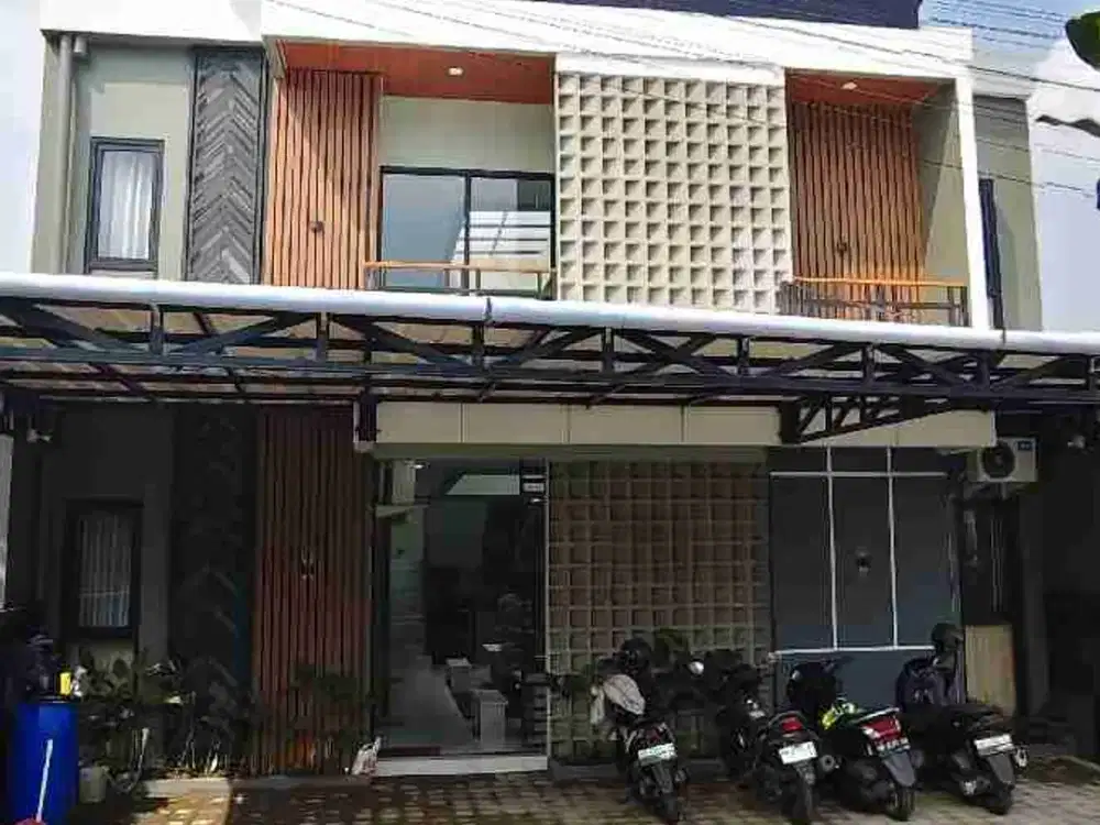 DIJUAL CEPAT INVESTASI YANG MENJAJIKAN,KOST EXCLUSIVE FULL FURNISHED DEKAT UII JAKAL KM 10