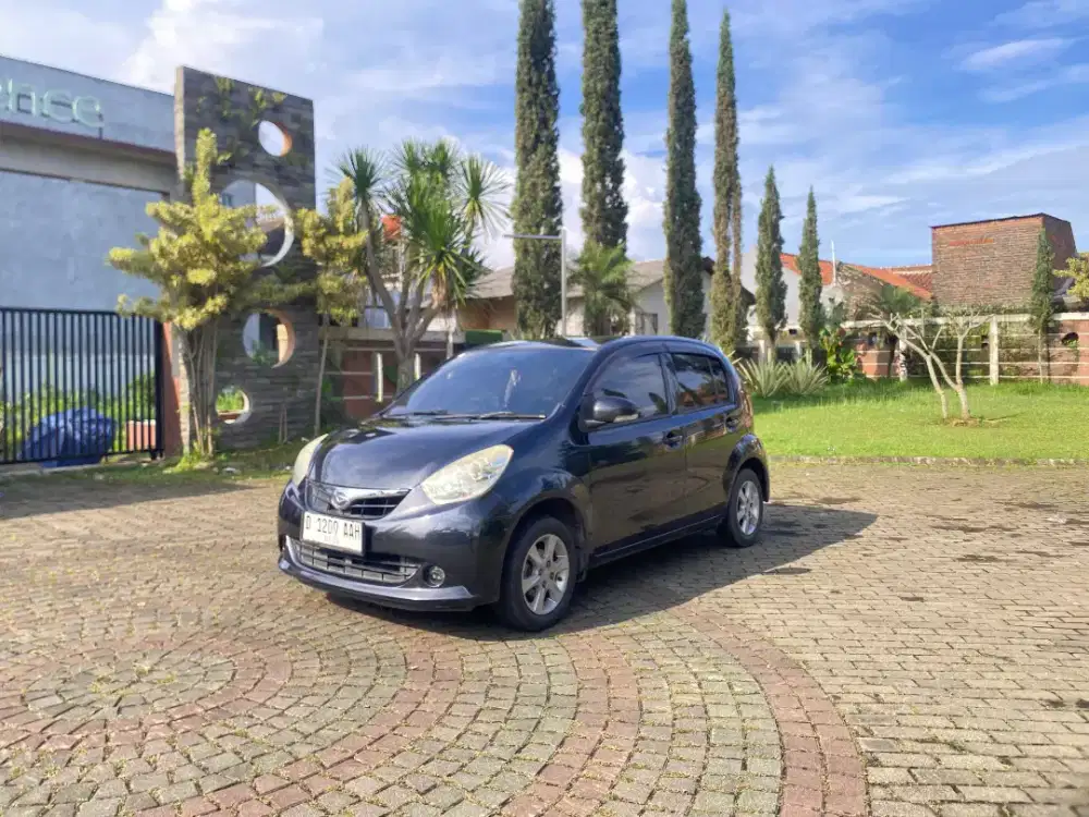 Sirion RS 1.3 manual 2013 hitam