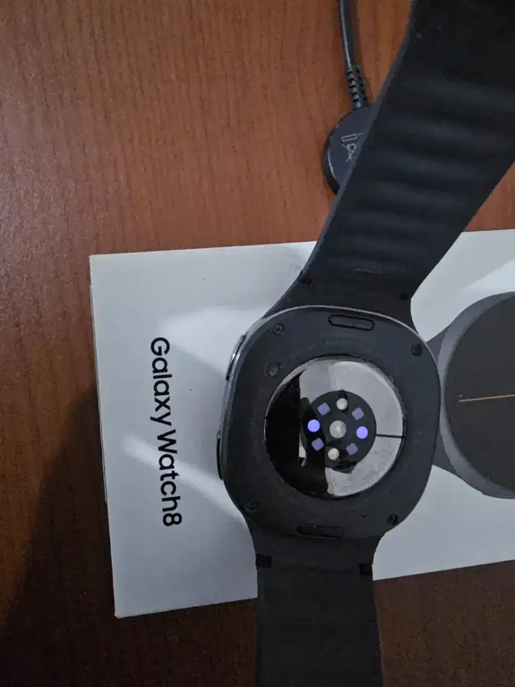 Samsung watch 8 size 40 MM mulus