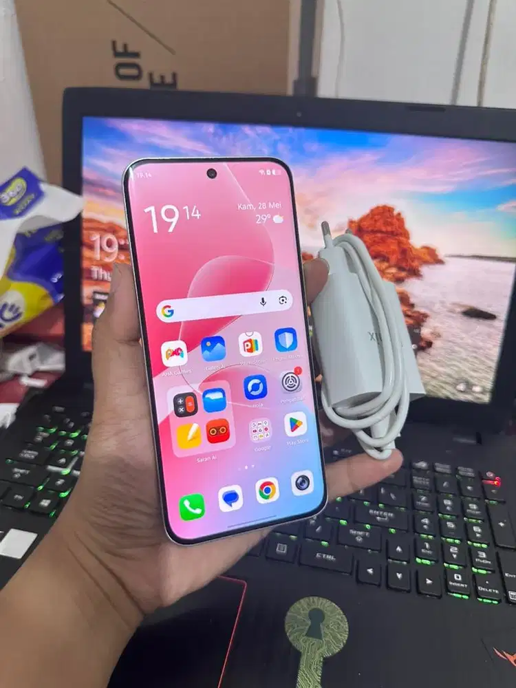 INFINIX HOT 60 PRO PLUS RAM 8+8/128 GB KELENGKAPAN HP DAN CHARGER