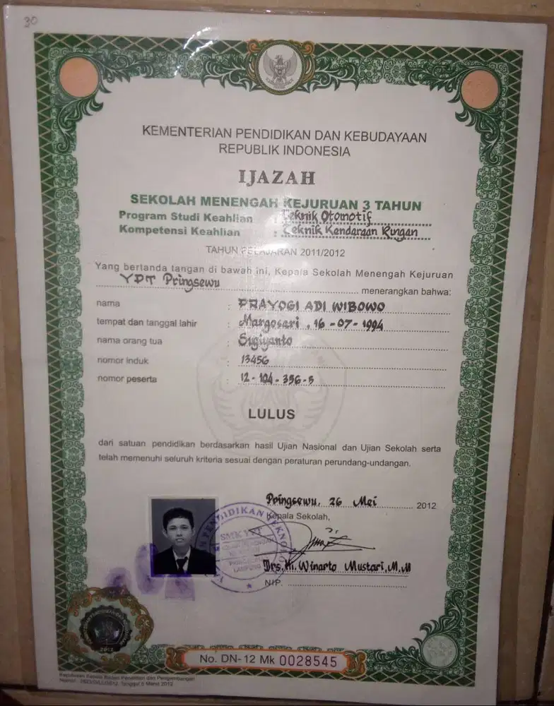 mencari pekerjaan driver mobil