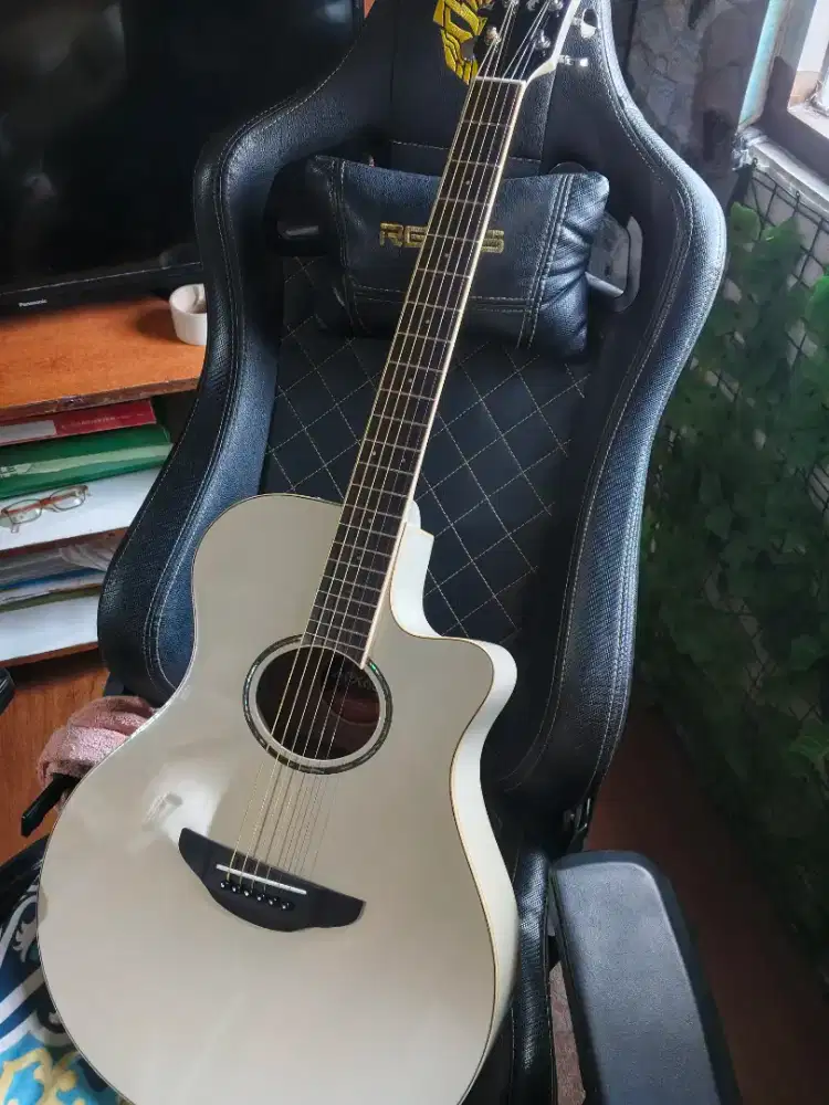 Second mulus no minus Gitar Yamaha APX 600 II ORIGINAL 100%