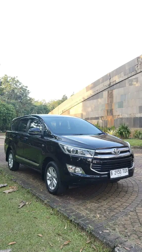 KIJANG INNOVA REBORN 2.0 V LUXURY MANUAL 2017