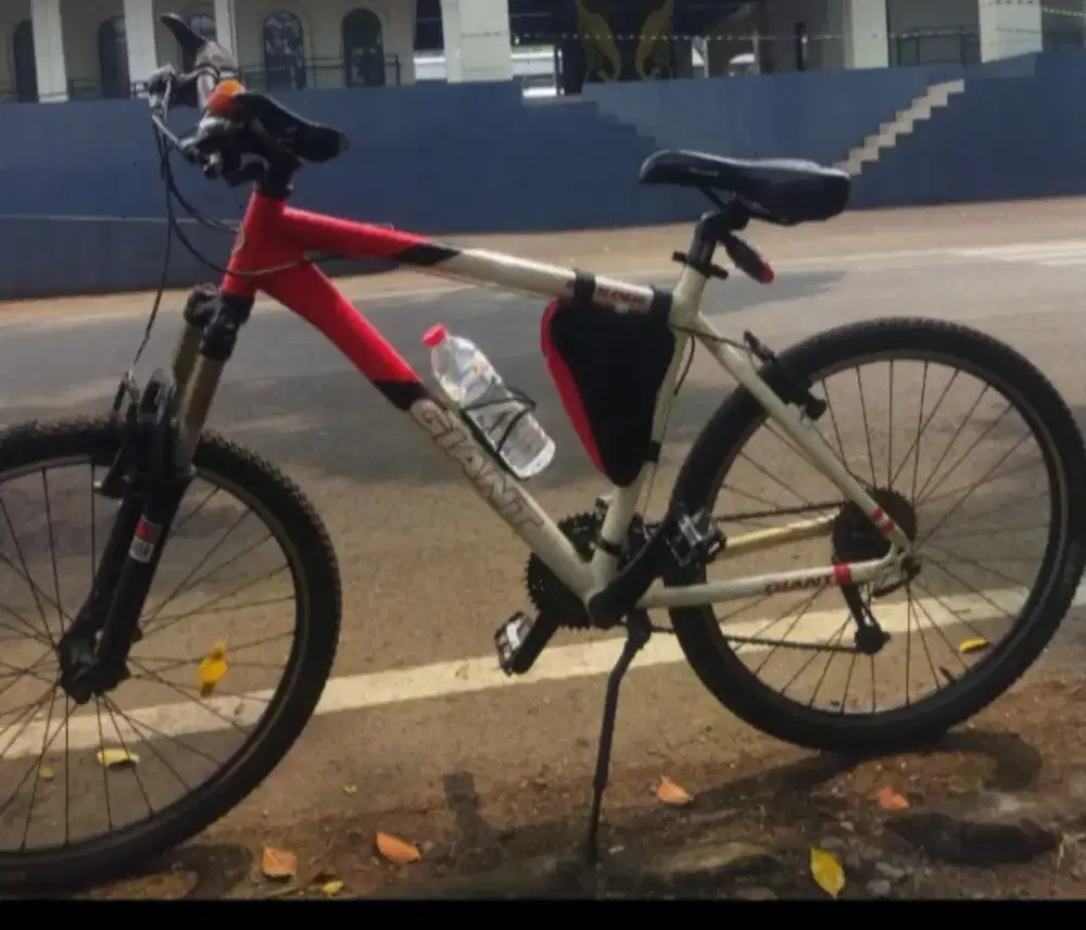 GIANT Alloy USA GS DEORE