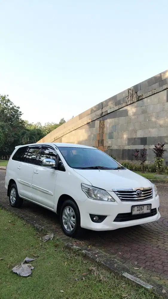 KIJANG INNOVA 2.0 G MT 2013