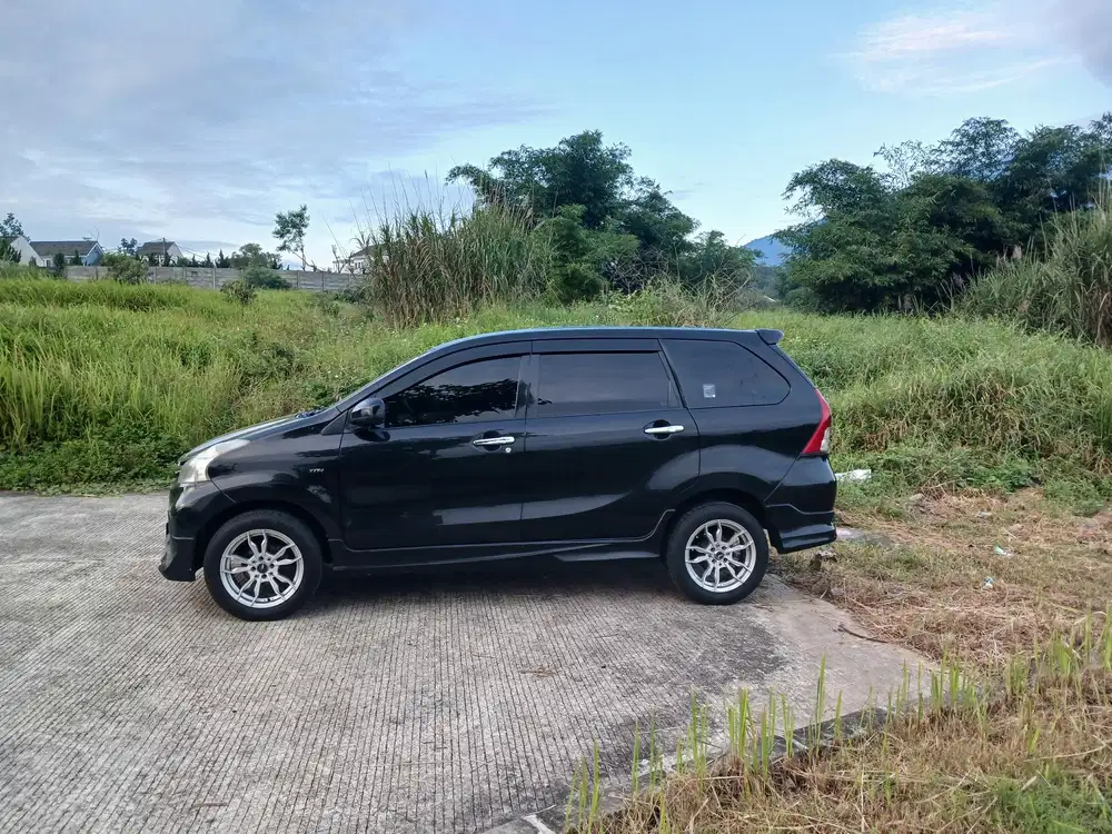 Toyota Avanza 2014 Bensin