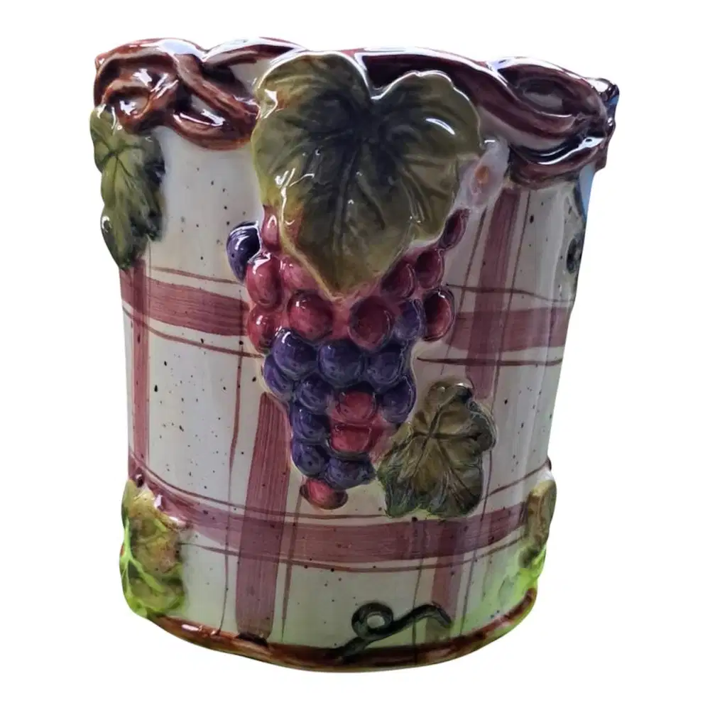 Wine Cooler Keramik Langka Motif Anggur Gaya Majolica Italia