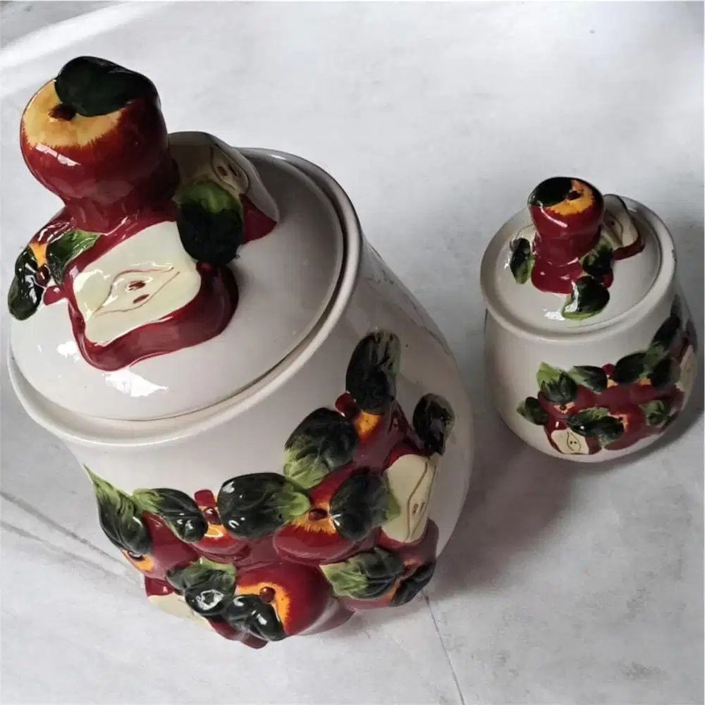 Toples Keramik Motif Apel