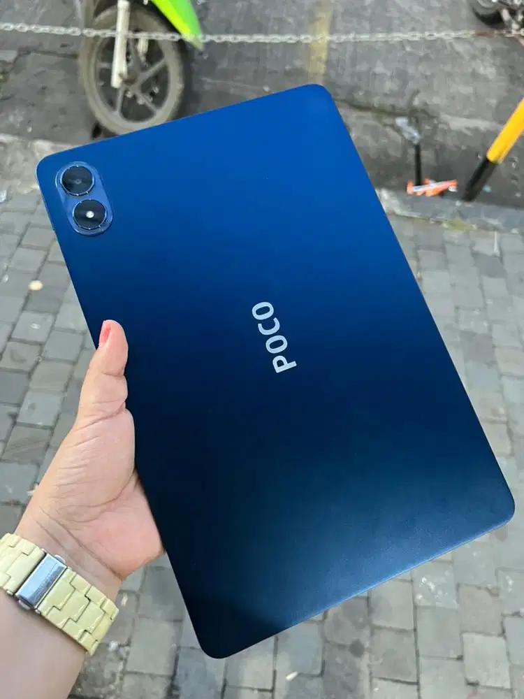 POCO PAD M1 ram 8/256 wifi only