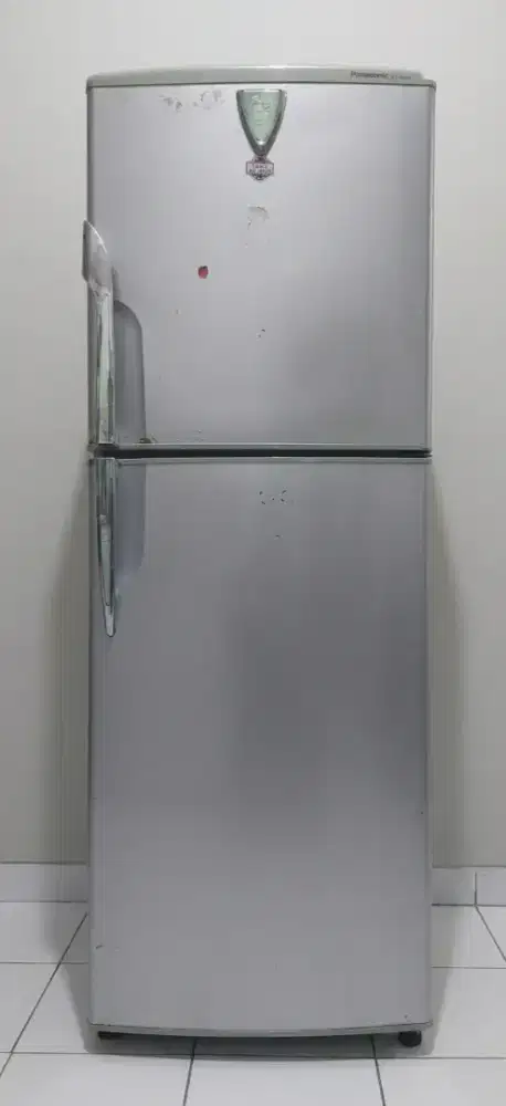 Kulkas 2 Pintu Panasonic Bekas