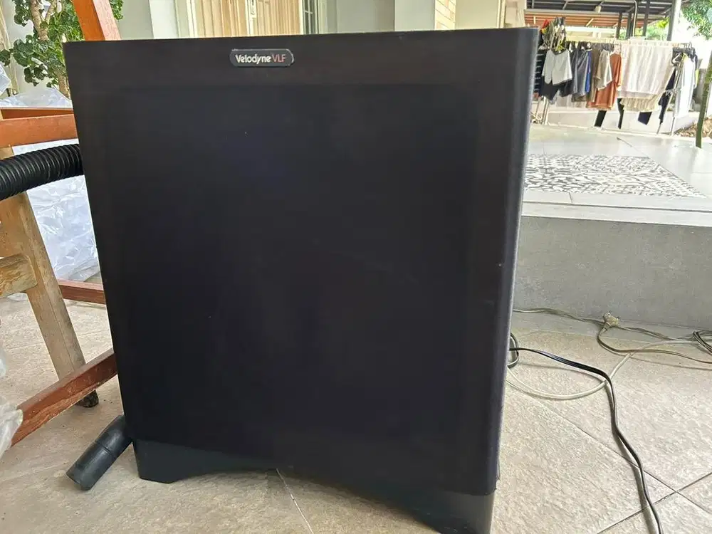 Subwoofer velodyne