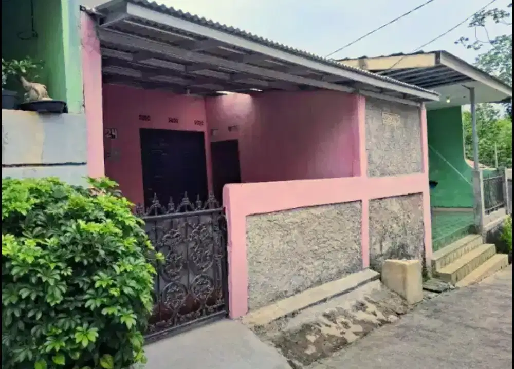 Jual Rumah BSI 2, tdk banjir, msk mobil, 300 jt neg, SHM kami yg urus.