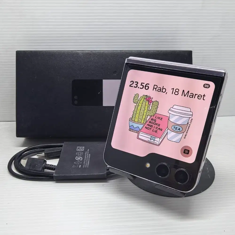LIKE NEW MULUS SAMSUNG GALAXY Z FLIP 5 5G 8/512  LAVENDER  RESMI SEIN