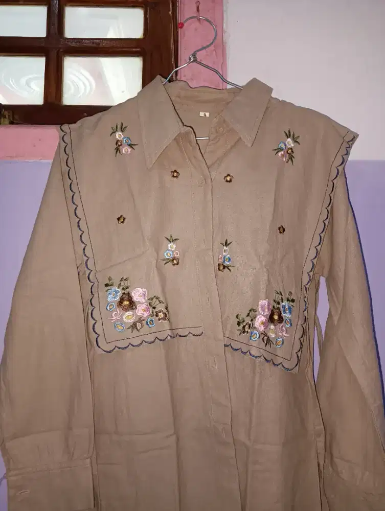 blouse wanita motif bunga