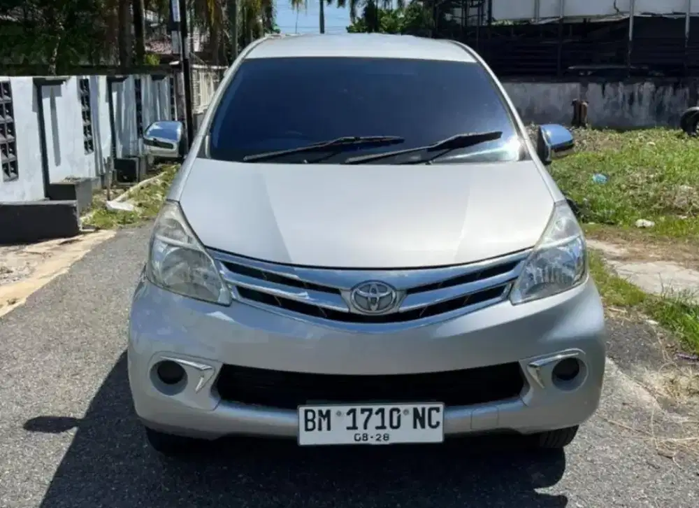Toyota new avanza 1.3 g manual 2013