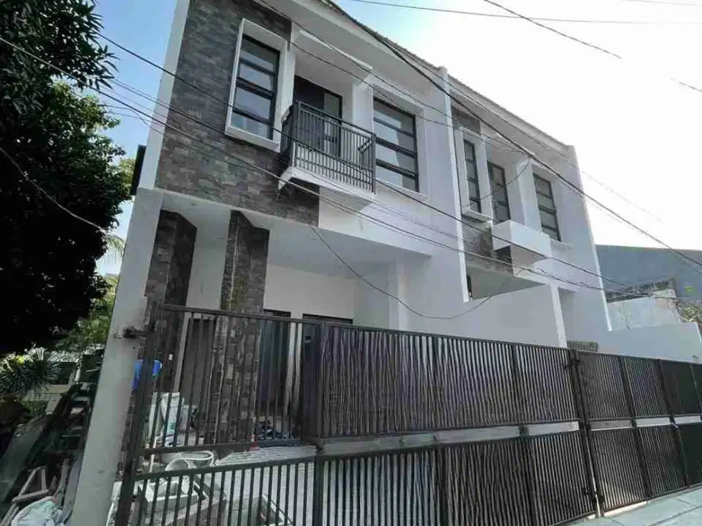 Disewa Rumah Rapi dan Siap Huni di Tanjung Duren Jakarta Barat