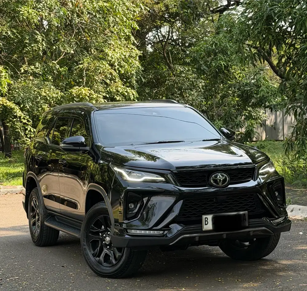 Toyota Fortuner Legender 2.8 GR Diesel Tss Aero Package
