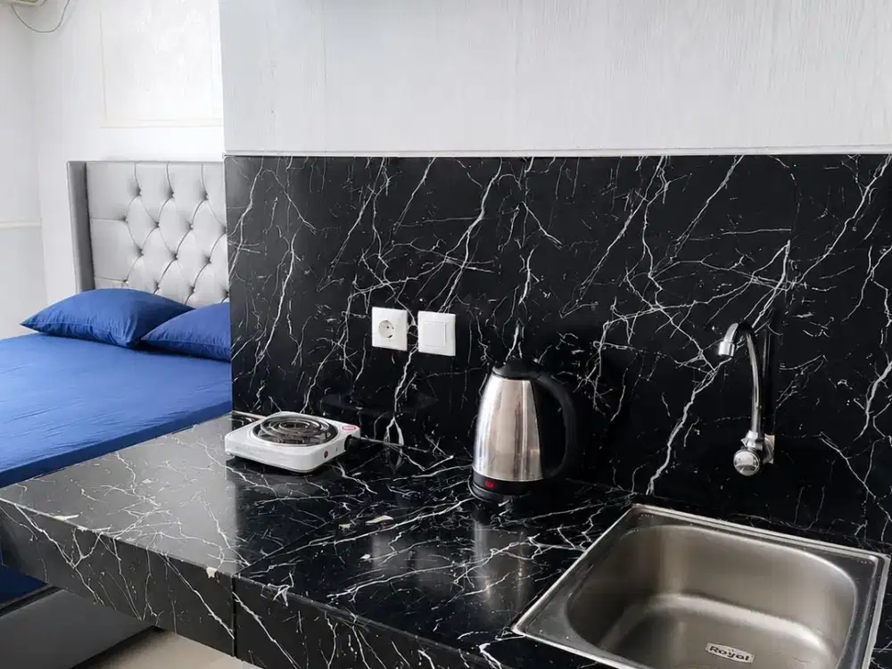 Disewakan Segera Studio Furnish Pesona Square Margonda selangkah ke Universitas Indonesia