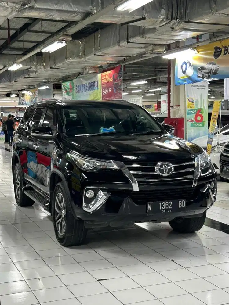 TOYOTA FORTUNER VRZ 2.4 AT 2016