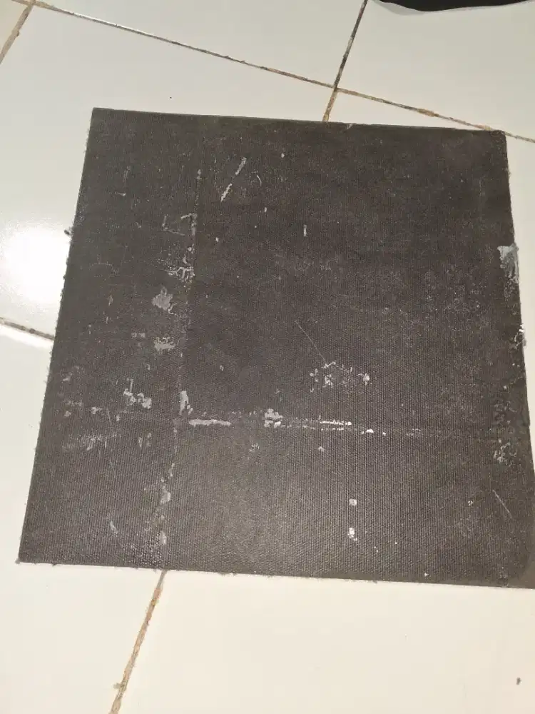 Carpet tile rumah kantor 40m2