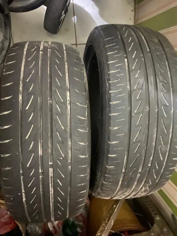 BAN BRIDGESTONE TECHNO SPORT 215/45 RING 17
