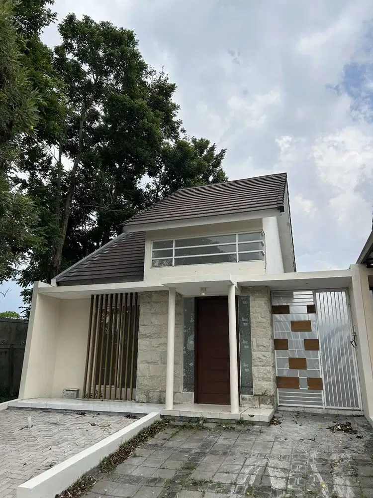 Dijual Rumah Murah Baru Renov Greenhill Citraland Surabaya Barat