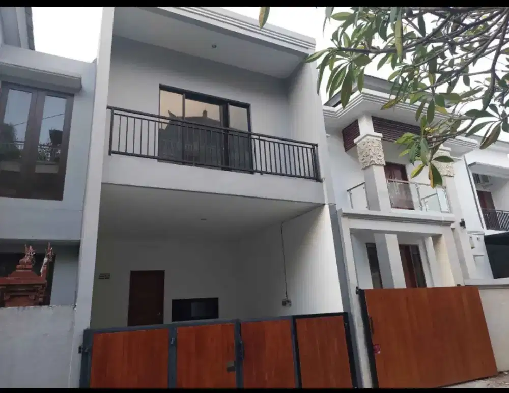 Di jual rumah baru jalan Anyelir, DPS, Bali