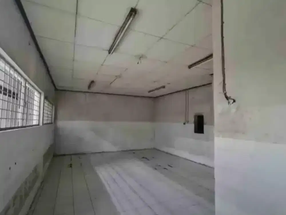 Disewakan Ruang Usaha Super Strategis Lokasi Serengan,Solo Luas 641m2