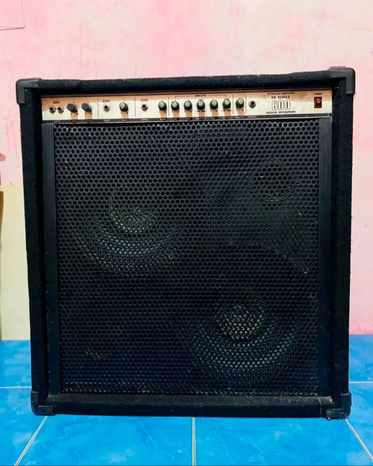 Ampli Keyboard Blazer Kb600 12inch Keyboard Amplifier Blazer Kb-600
