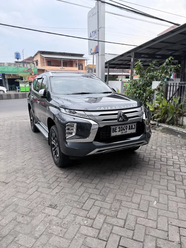 Pajero sport dakar 2022 biru tua spesial edition