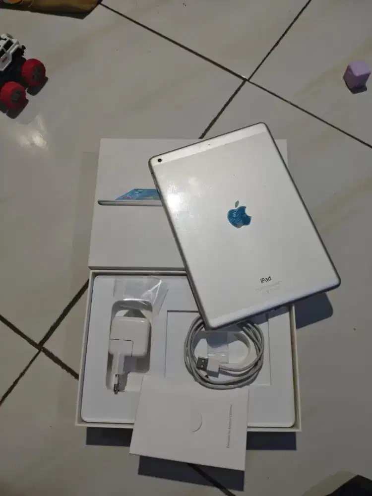 iPad air 32gb wifi