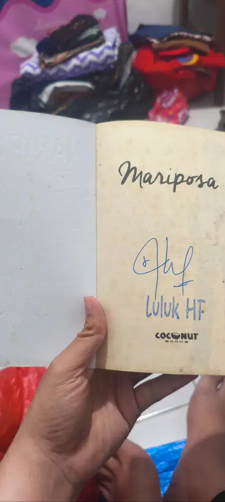 Novel MARIPOSA Signed by Luluk HF(Original +Tanda Tangan Asli Penulis)