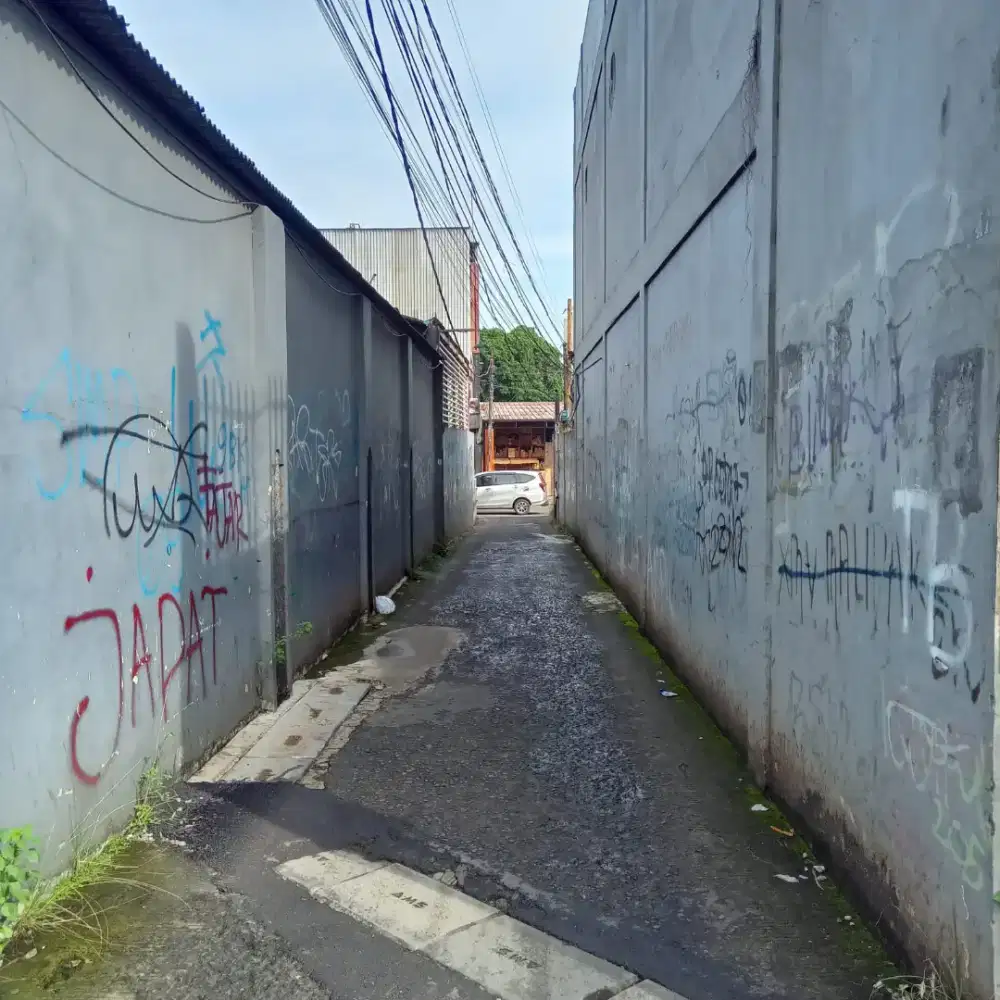 Disewa/ Dijual Jalan Raya Depok Tanah Baru