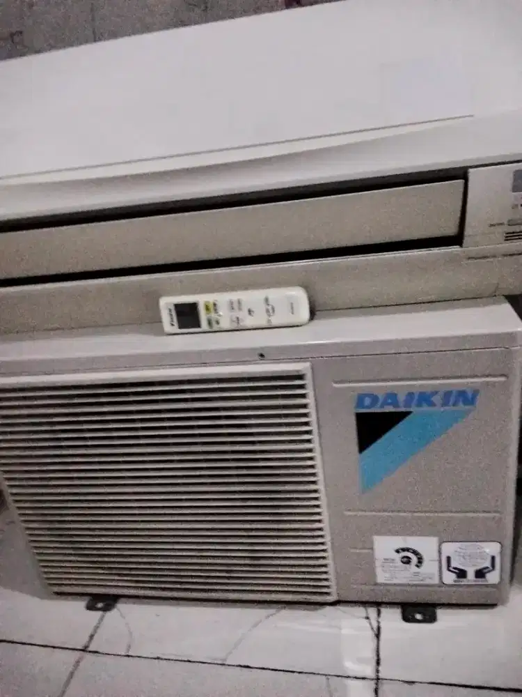 Ac split daikiin 1pk lowatt