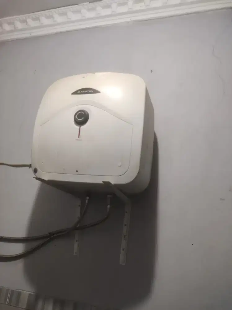 Ariston Water hiter