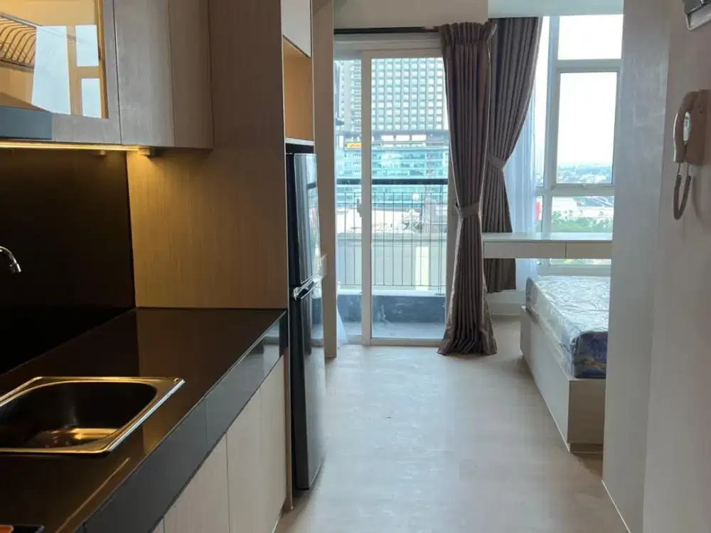 Apartemen Type Studio Fully Furnish  Siap Pakai Tinggal Bawa Koper - Fasilitas Mewah Lahan Parkir 6 Lantai