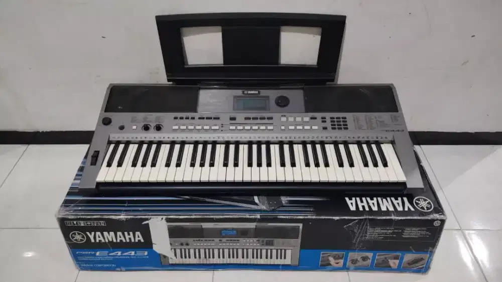 YAMAHA PSR E443