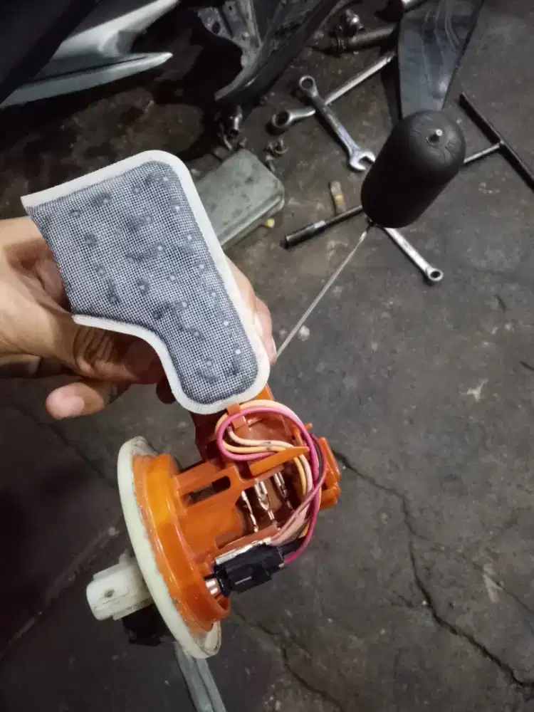 Fuel pump aerox old