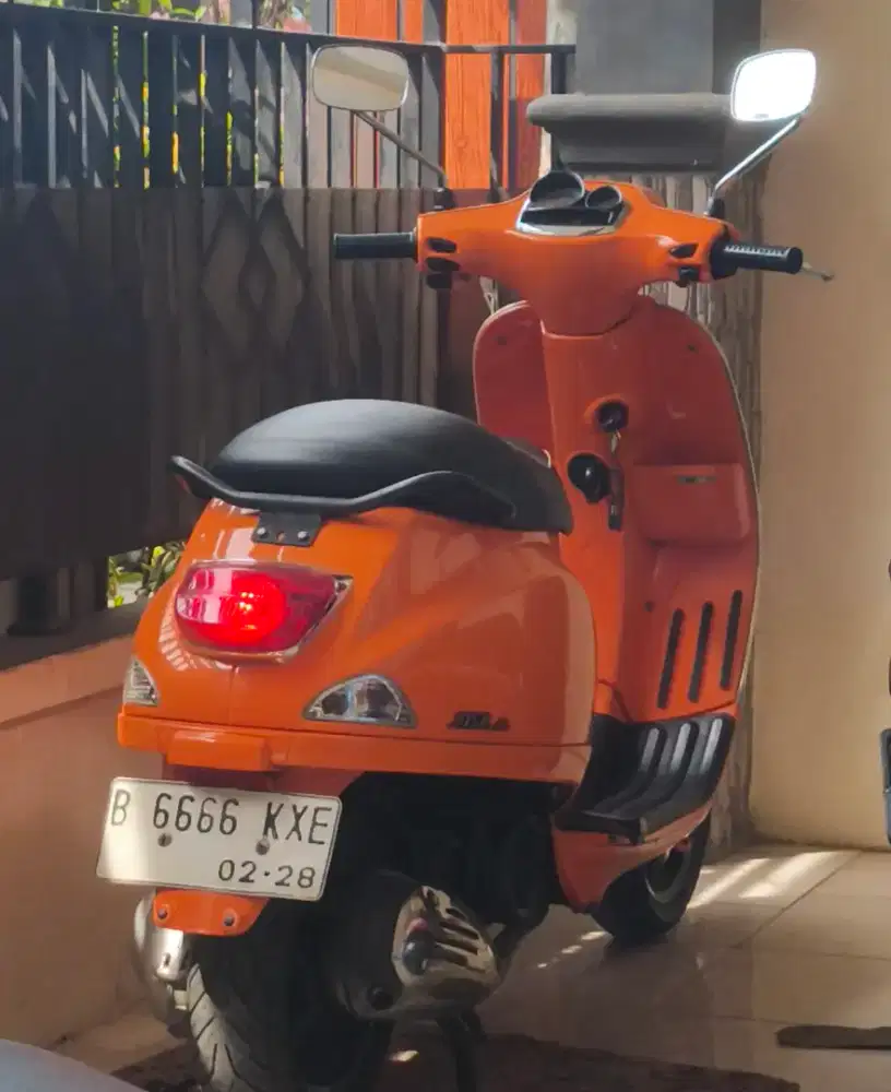 Vespa S 150cc Plat 6666 Pajak Hidup Tangan Pertama