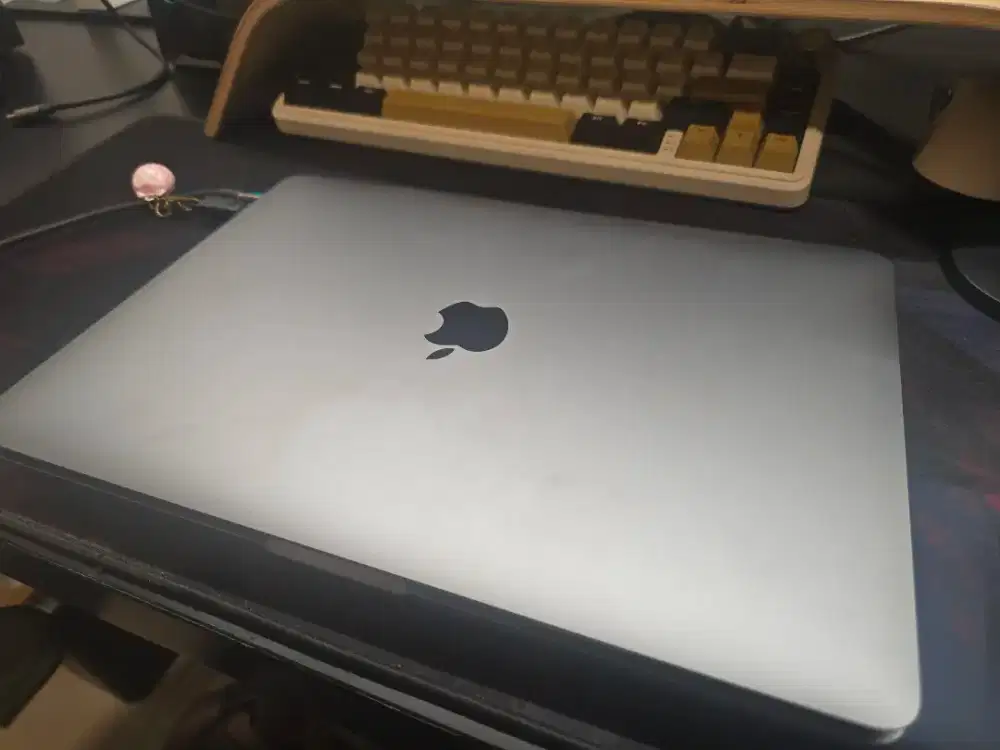 Macbook pro 2017 8Gb/128Gb