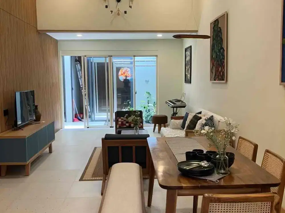 RUMAH MINIMALIS MEWAH FURNSIHED KOTA BARU PARAHYANGAN