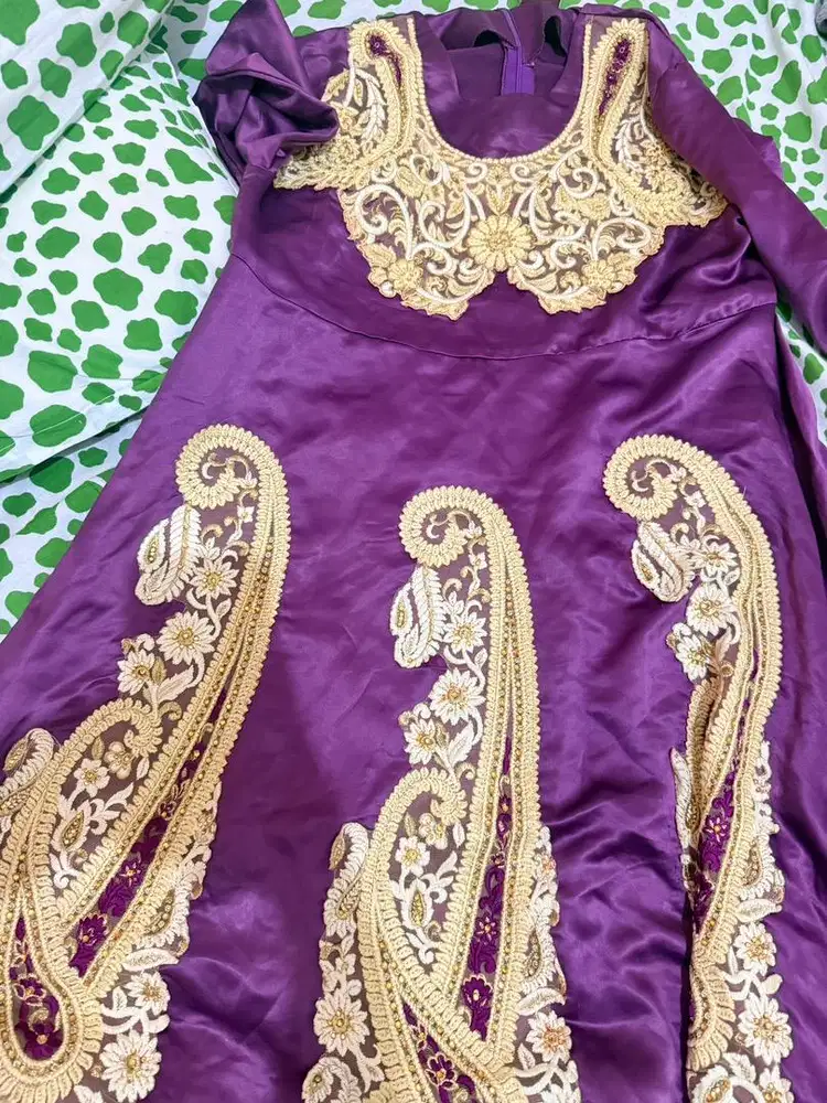 baju pesta mewah
