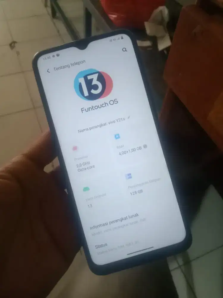 Vivo y21s 4/128 HP casan
