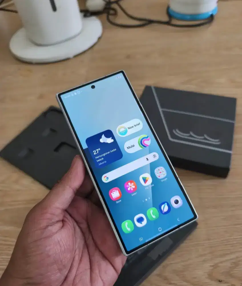 SAMSUNG Z FOLD 7 5G RAM 12/256GB

SEIN
MULUSS LIKE NEW
GARANSI ON
FUNG